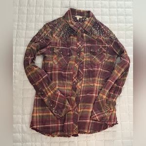 Stetson long sleeved button-up beaded shirt size medium